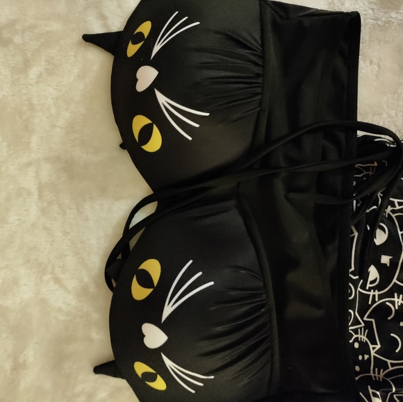 Cat Bikini - Picture 6 of 8